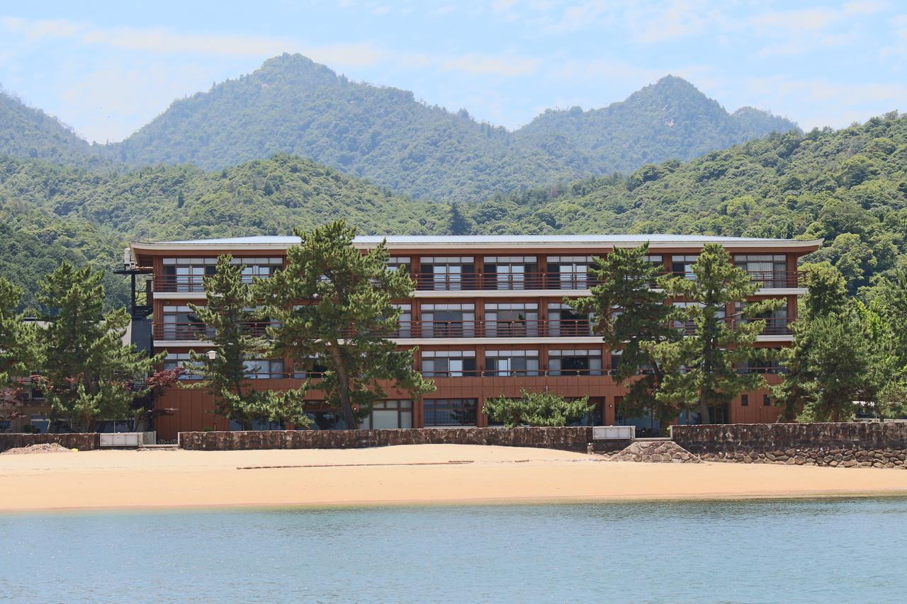 Miyajima Seaside Hotel Хацукаити Экстерьер фото